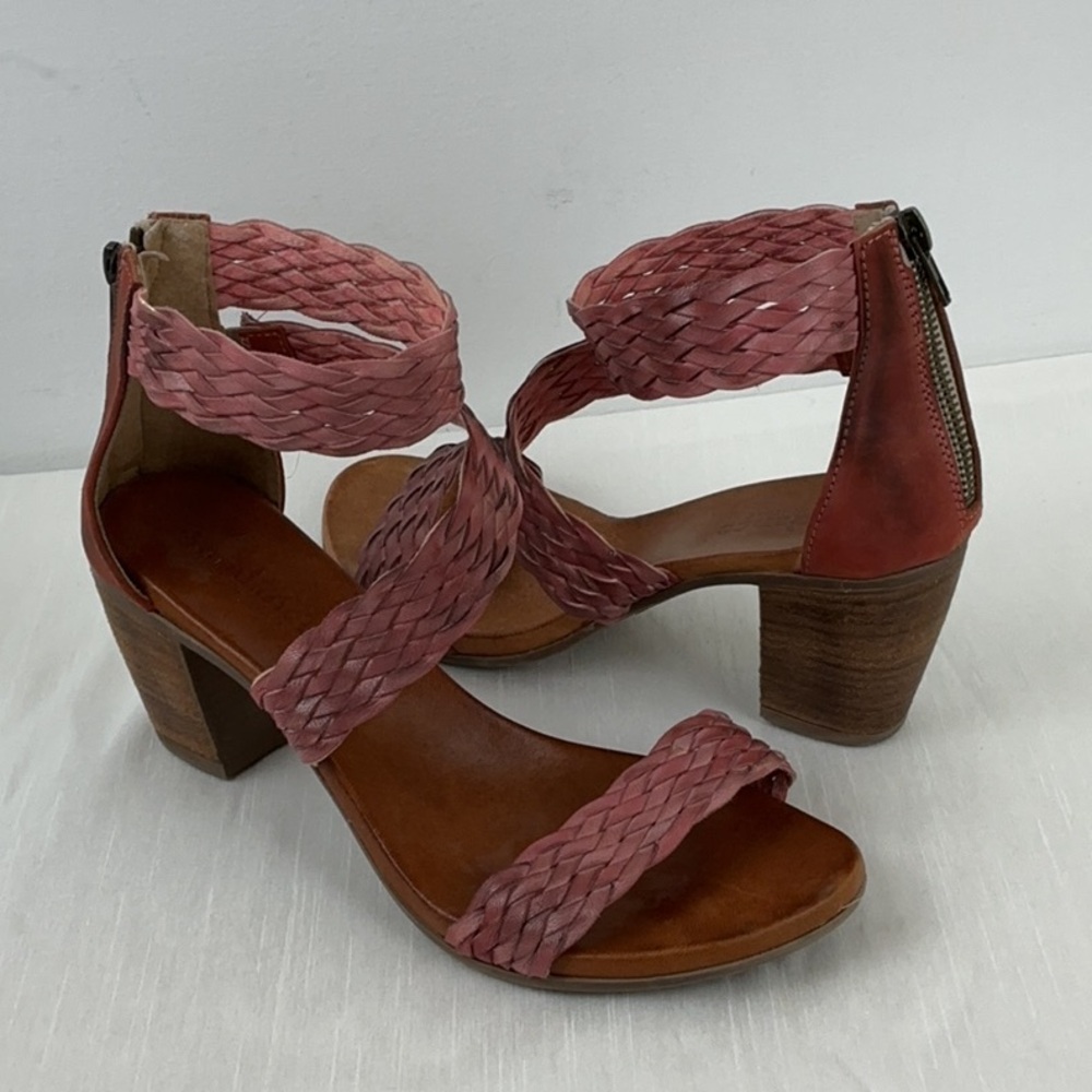 Sundance Bonaire Sandals